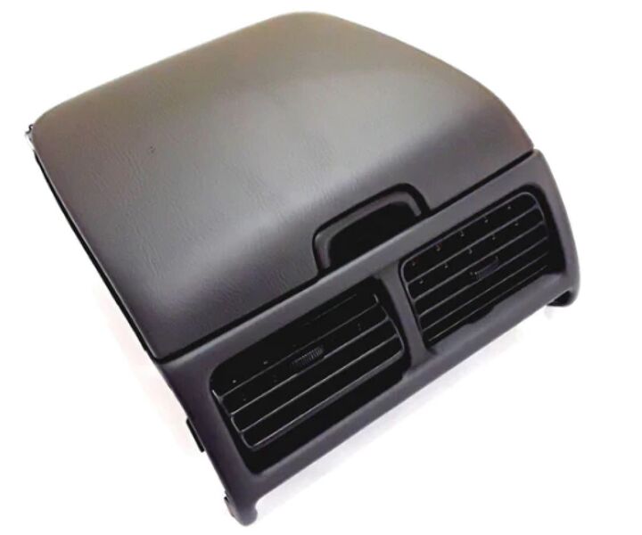 66062FC530OE MY99/00 Center Dash Lid and Vents